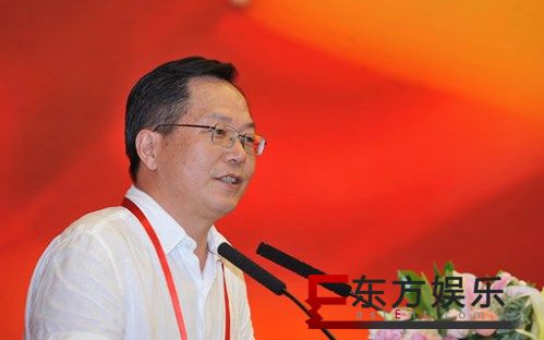 中国人民银行研究局研究员、经济学博士邹平座致辞